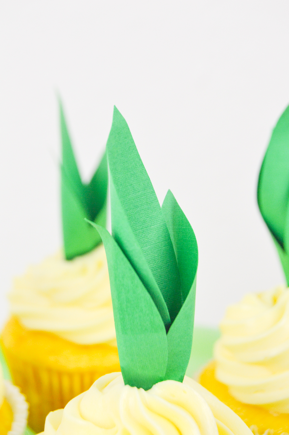 Pineapple Cupcake Recipe and DIY Pineapple Cupcake Toppers | www.clubcrafted.com