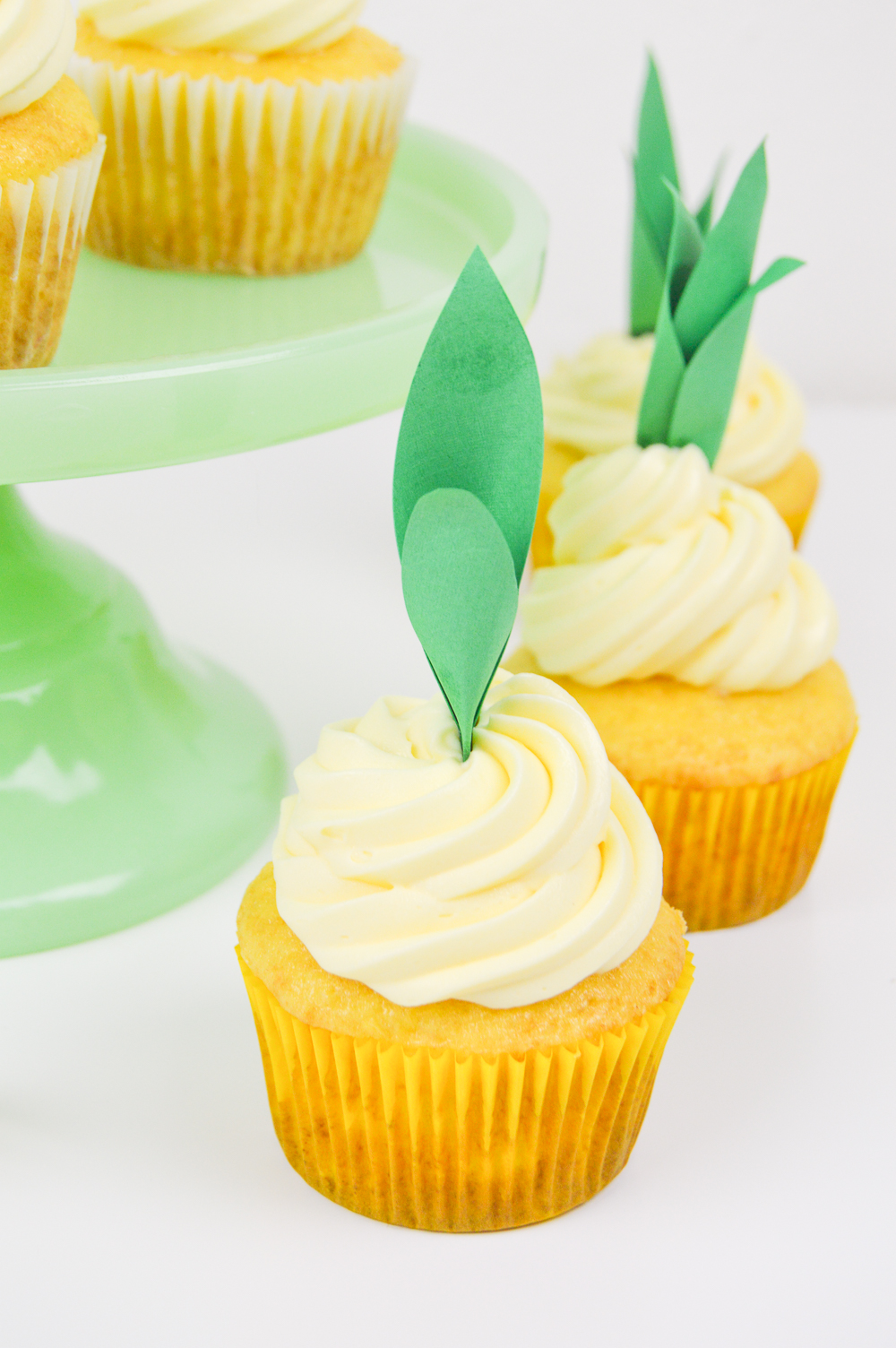 Pineapple Cupcake Recipe and DIY Pineapple Cupcake Toppers | www.clubcrafted.com