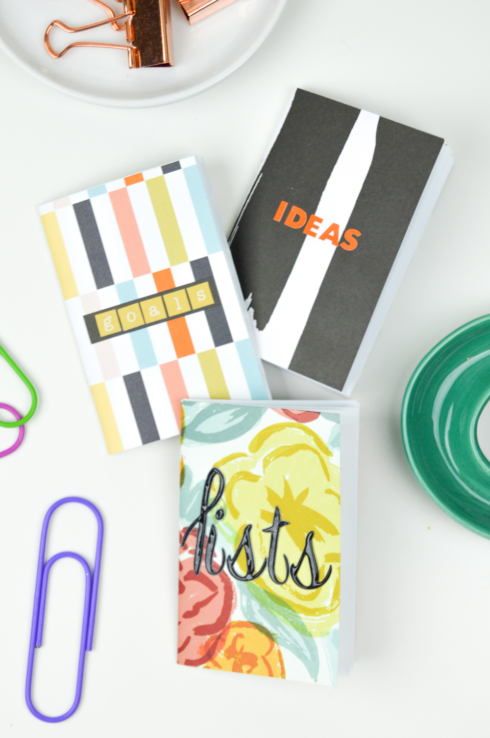 DIY Mini Notebooks | www.clubcrafted.com