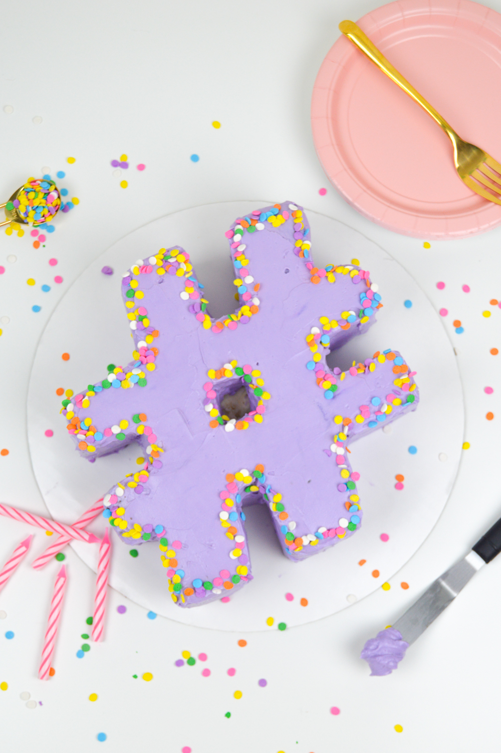 Chocolate Hashtag Cake | Club Crafted