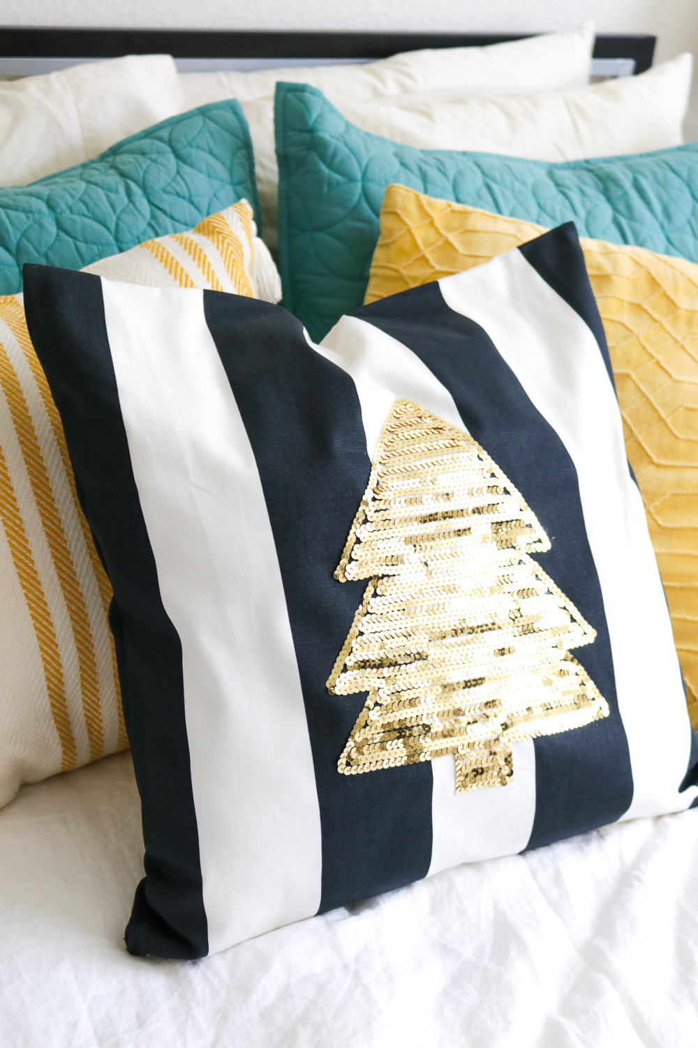 DIY Sequin Tree Pillow for Christmas | Club Crafted