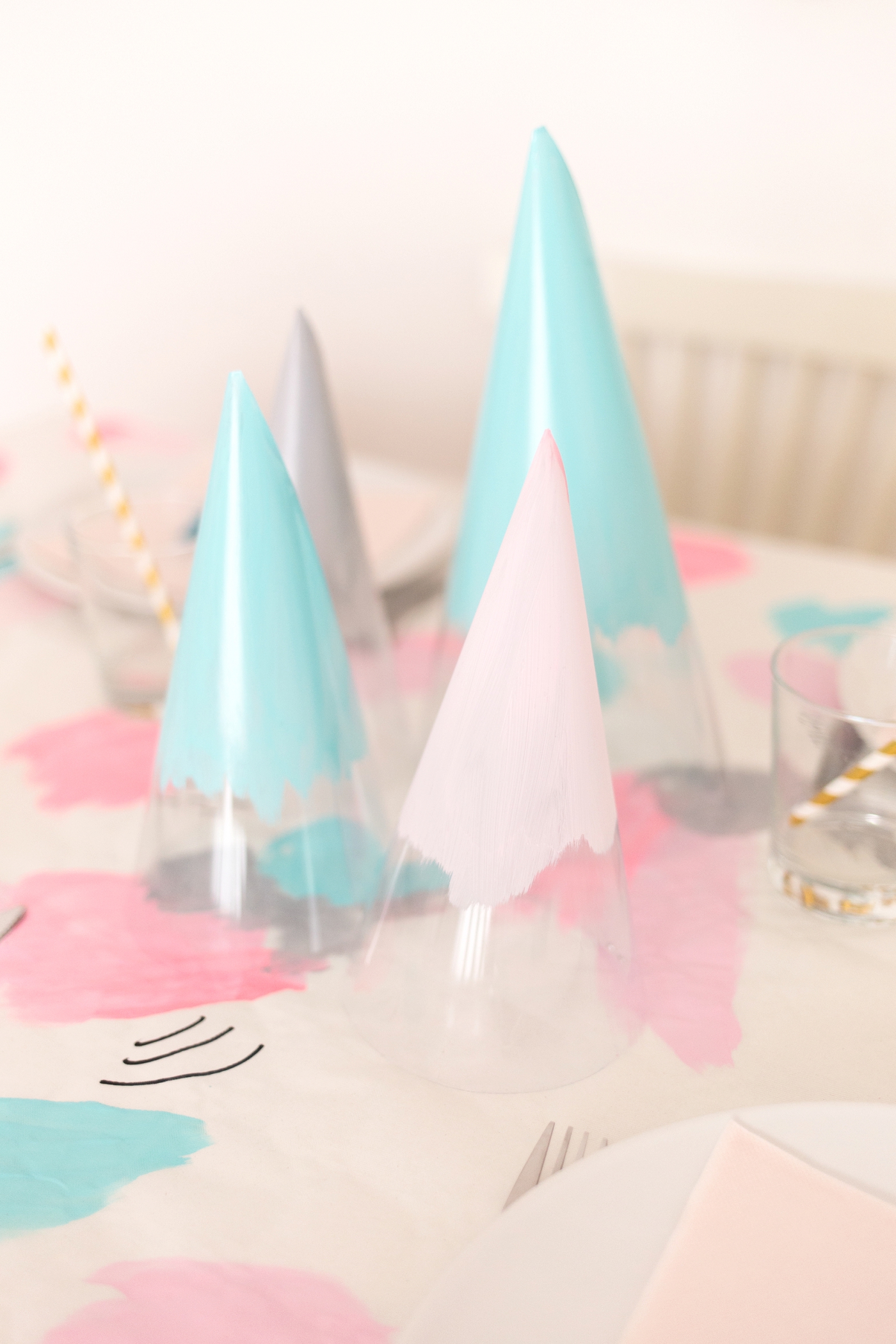 Holiday Table Blog Hop Christmas Decor | Club Crafted