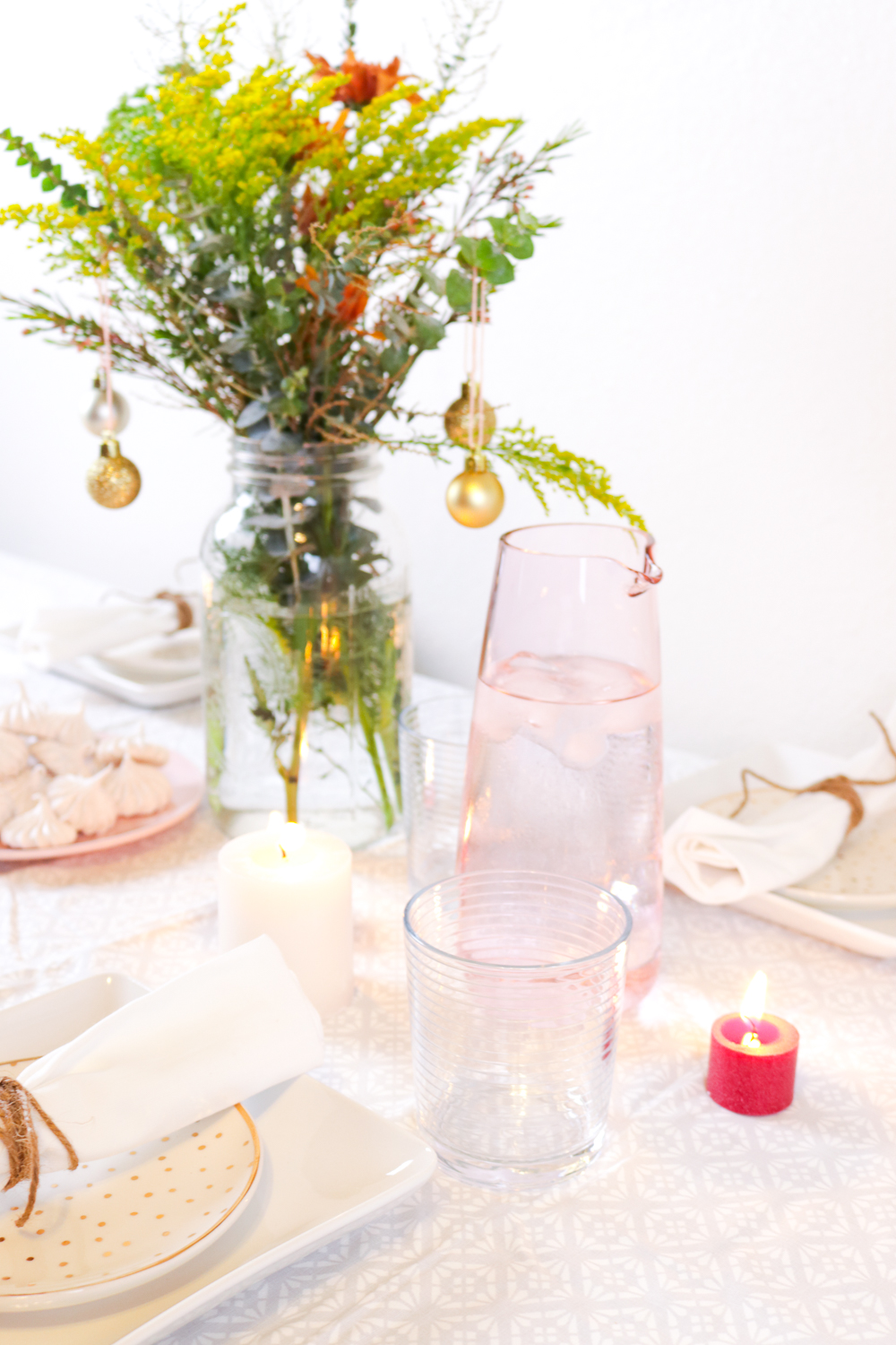 Holiday Table Decor | Club Crafted