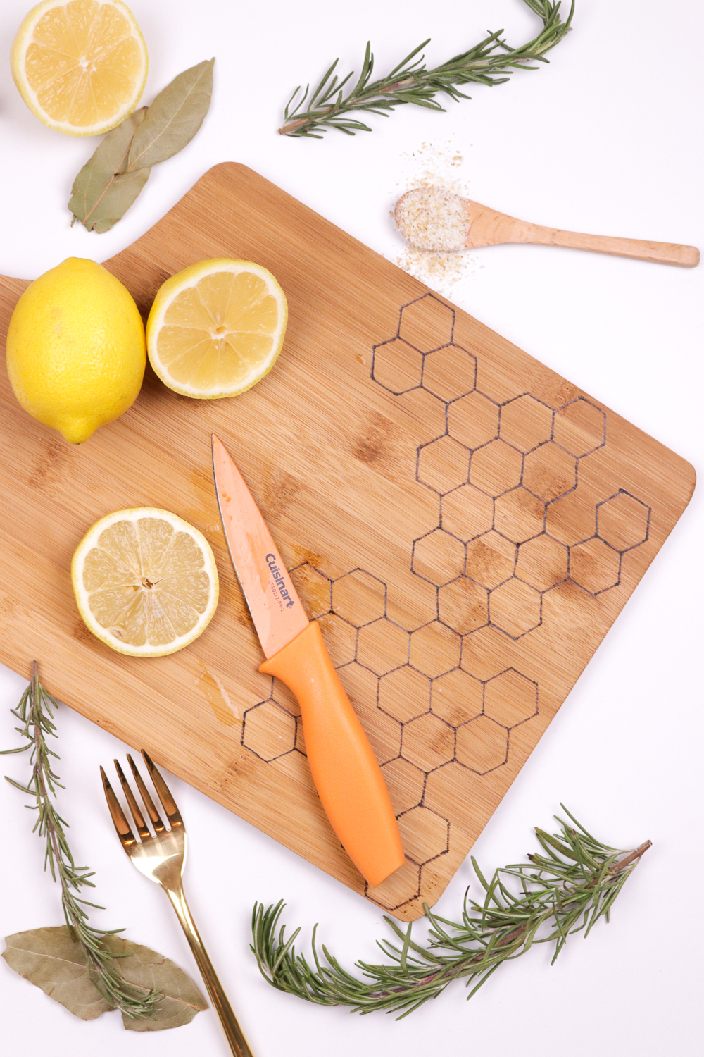 DIY Honeycomb Wood Burned Cutting Board | Club Crafted
