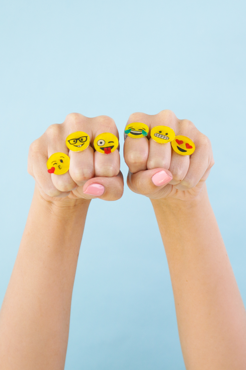 DIY EMOJI RINGS