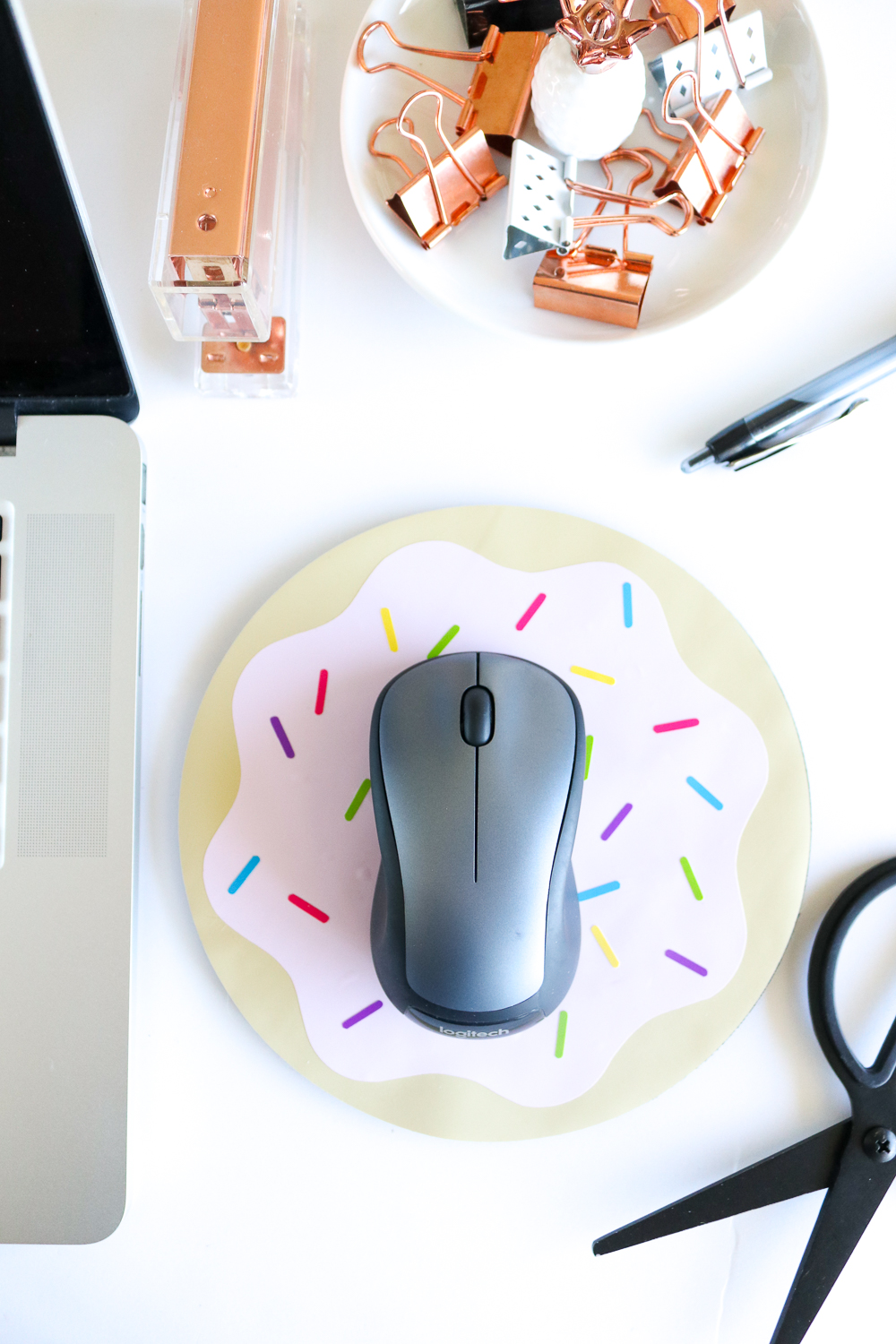 DIY Donut Mousepad | Club Crafted
