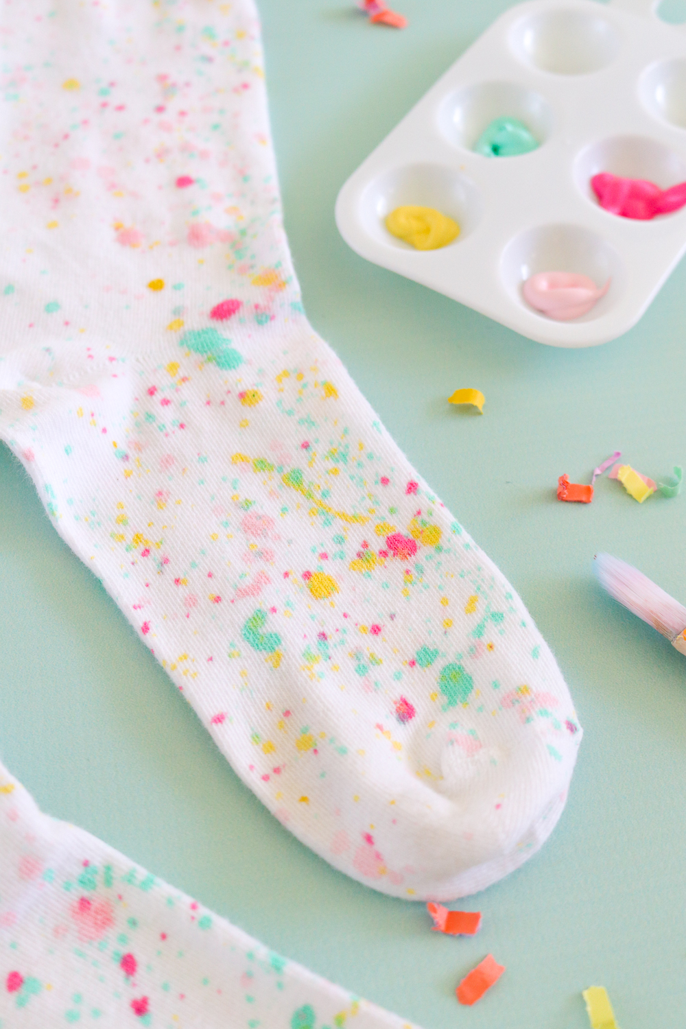DIY Splatter Painted Socks | Club Crafted