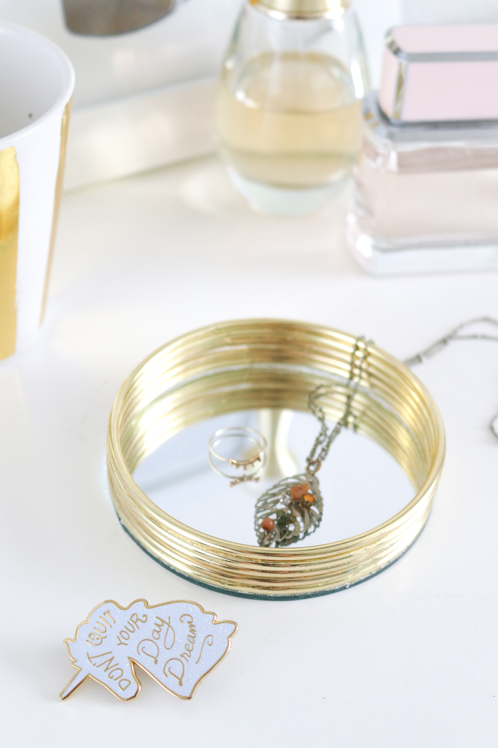 DIY Mirrored Trinket Dish | Club Crafted
