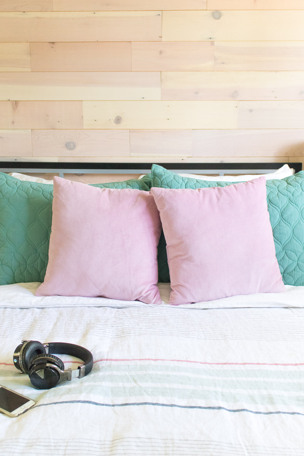 Updating our Bedroom for Summer | Club Crafted