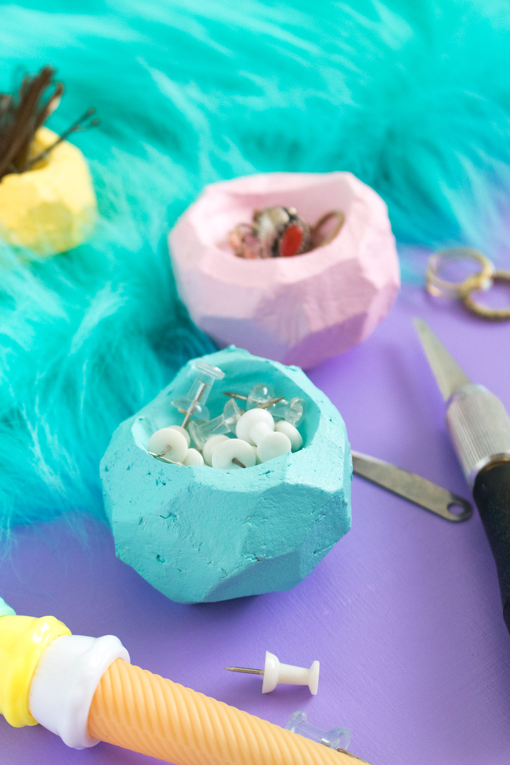 DIY Faceted Clay Bowls | Club Crafted