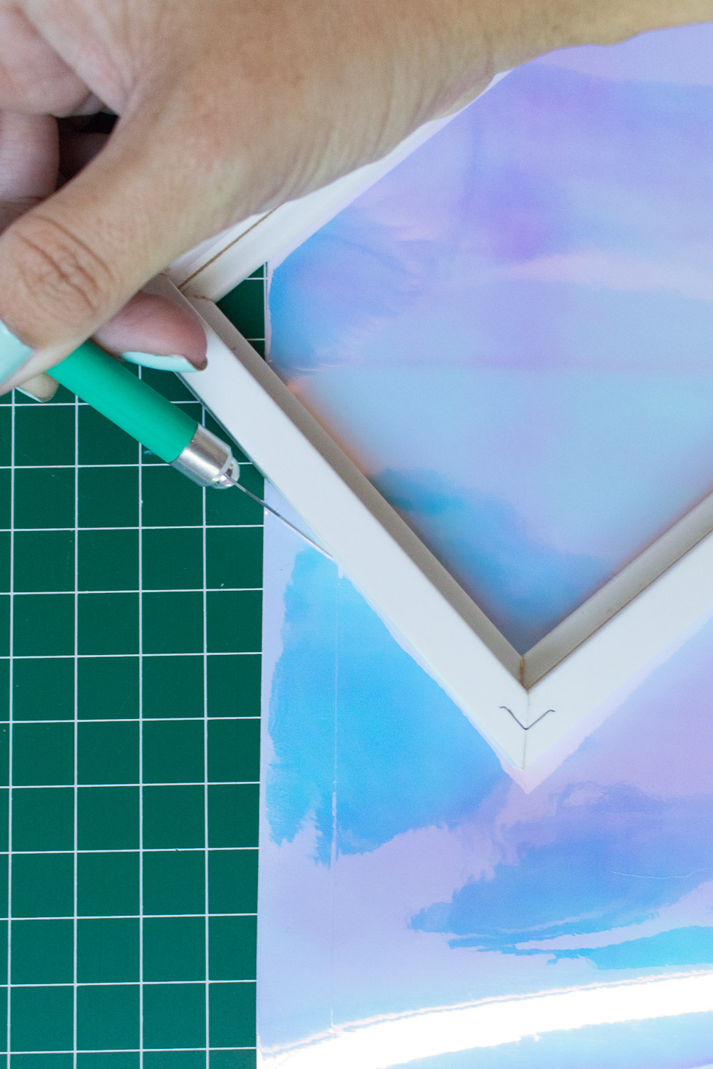 DIY Holographic Photo Frames | Club Crafted