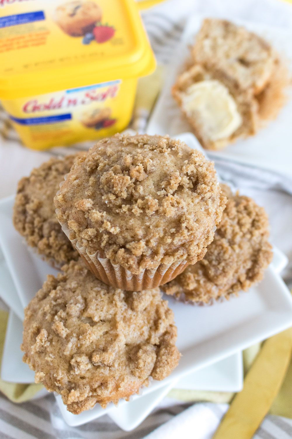 Apple Crumb Muffins Recipe | Club Crafted