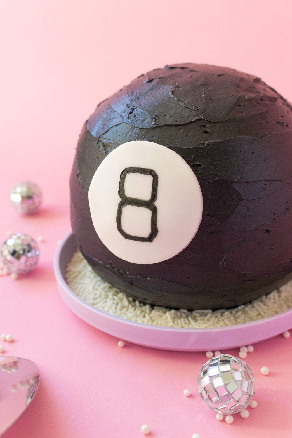 Magic 8 Ball Cake | Club Crafted