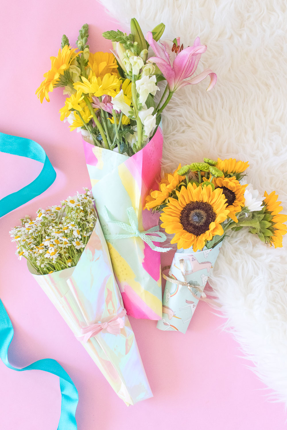 How to wrap your Mother's Day flowers in craft paper!