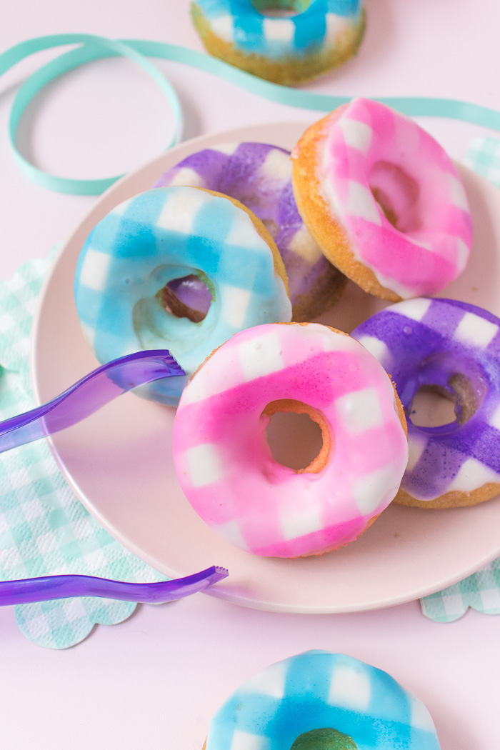 How to Make Gingham Donuts | Club Crafted