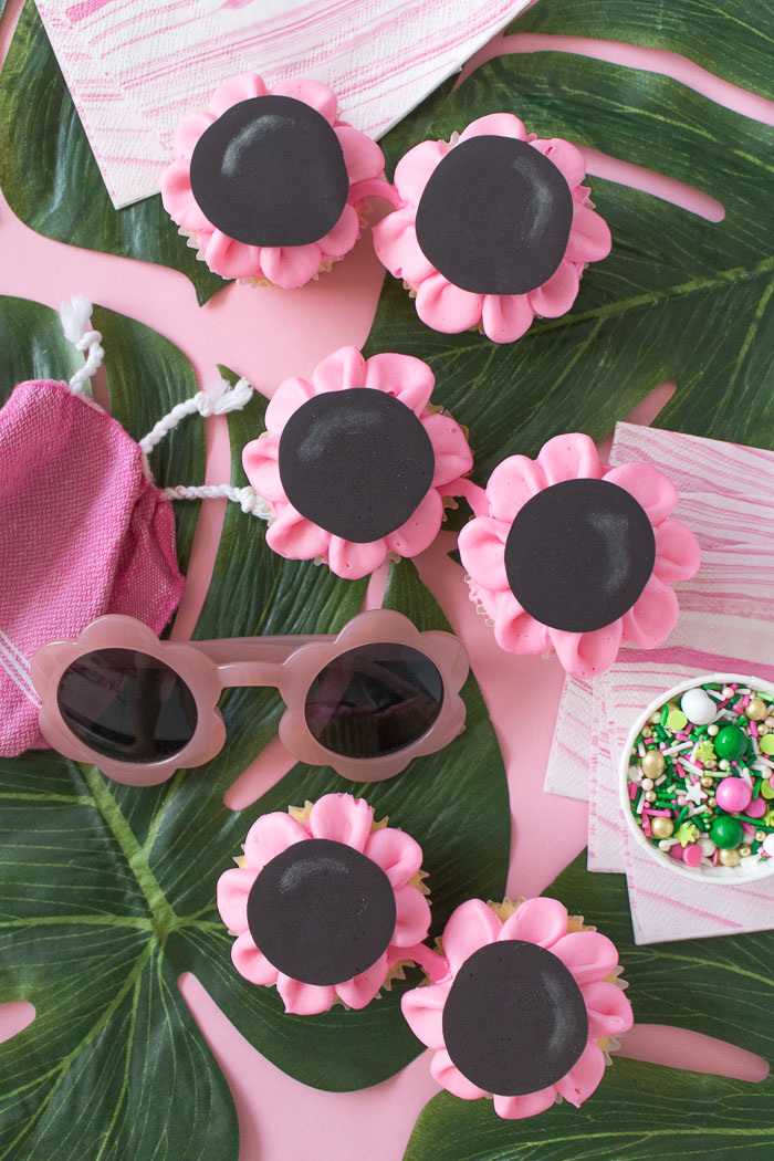 Floral Sunglasses Cupcakes | Club Crafted