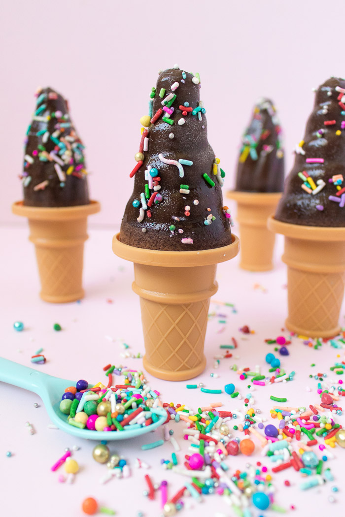 Healthy Homemade Fudgsicles with Sprinkles! | Club Crafted