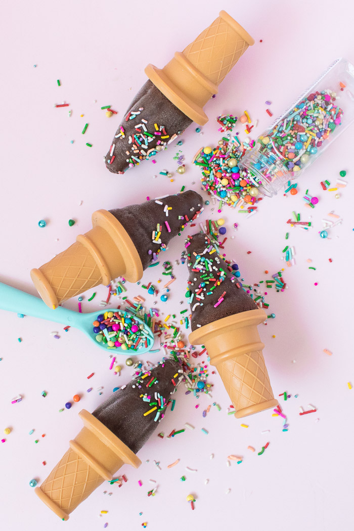Healthy Homemade Fudgsicles with Sprinkles! | Club Crafted