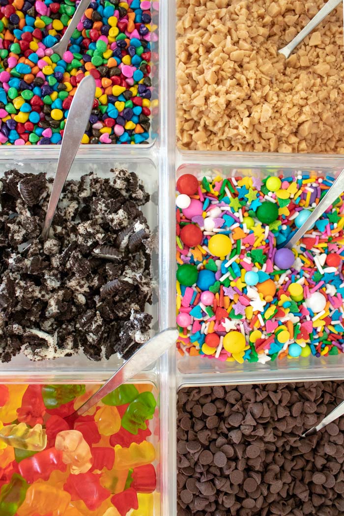 A Colorful Ice Cream Sundae Bar for Summer | Club Crafted