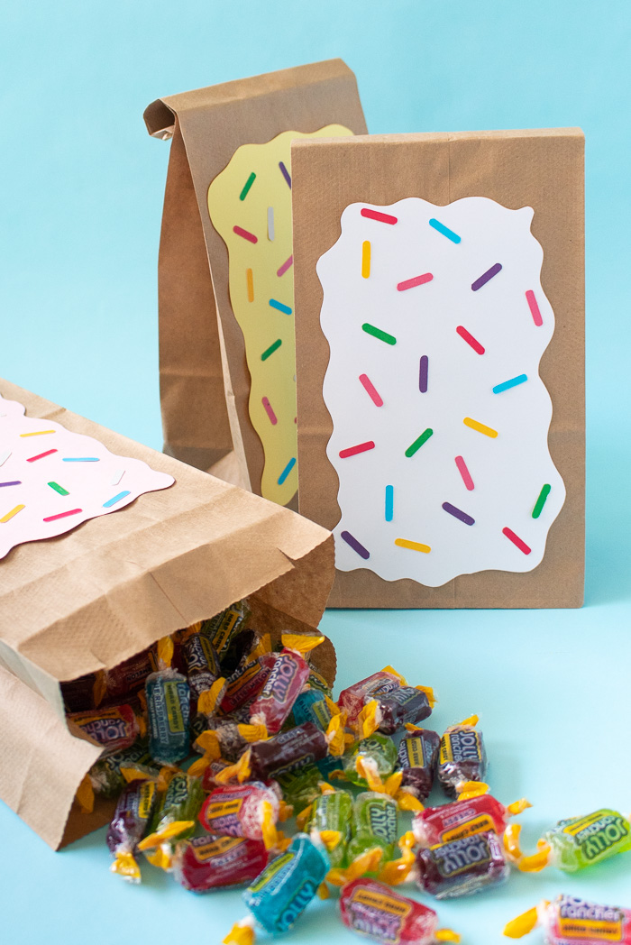 DIY Pop Tart Treat Bags | Club Crafted