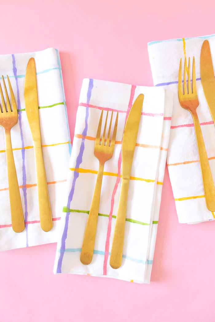 DIY Rainbow Painted Grid Napkins | Club Crafted