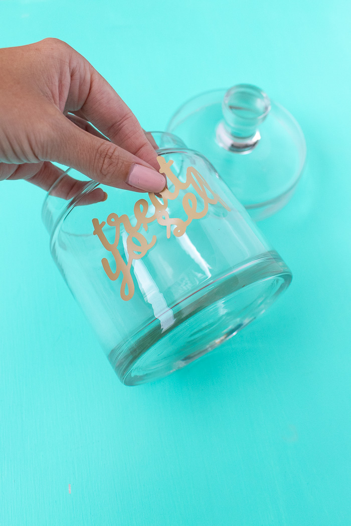 DIY Gradient Treat Jar (+ Printable Label) | Club Crafted