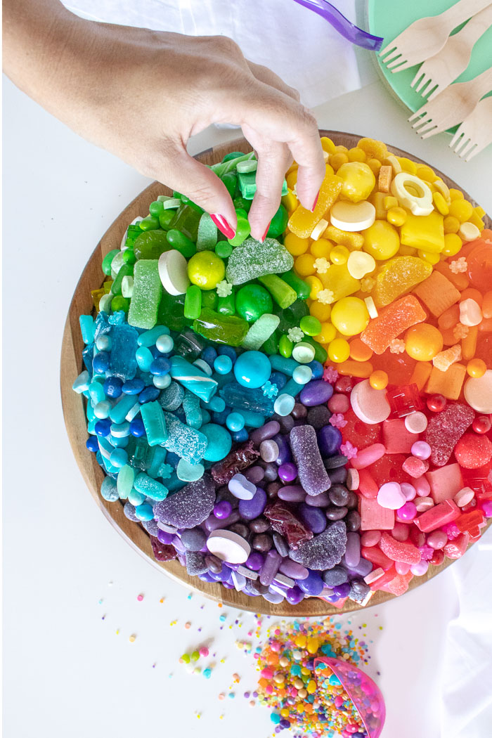 A Fun Candy-Covered Color Wheel Cake | Club Crafted