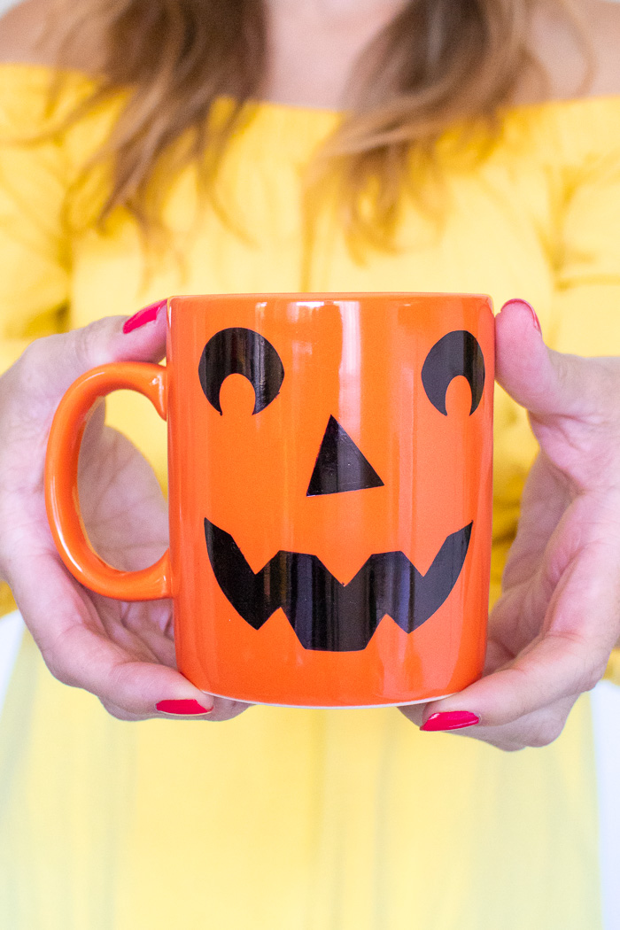 DIY Easy Jack-O-Lantern Mug (+ Free Template!) | Club Crafted
