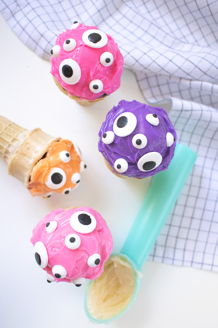 EYEscream Cone Cupcakes | Club Crafted