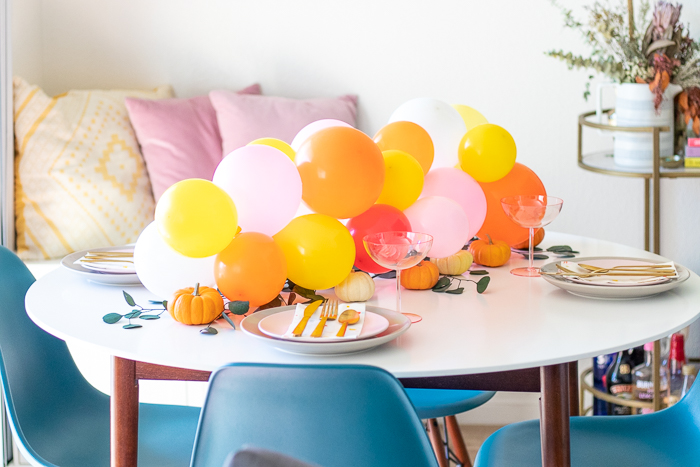 DIY Pumpkin & Balloon Centerpiece for Entertaining | Club Crafted