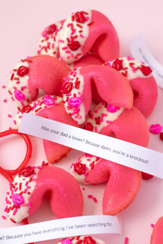 Valentine's Day Pick-Up Line Cookies (Fortune Cookies) | Club Crafted