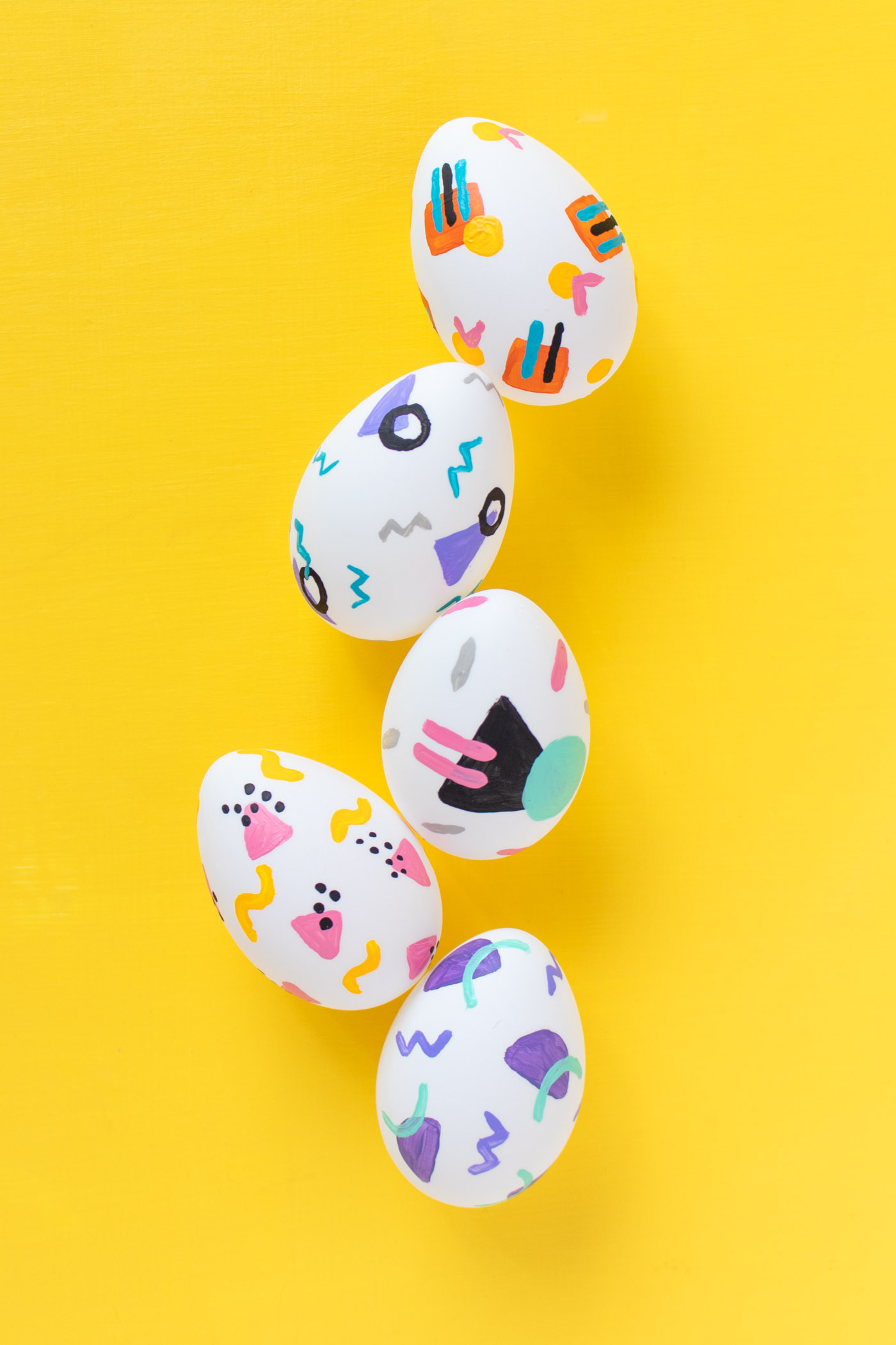 DIY 90s Patterned Easter Eggs | Club Crafted