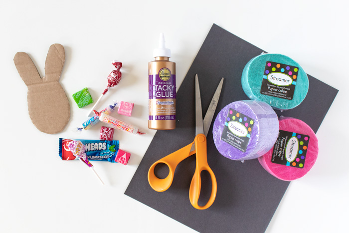 DIY Peeps Surprise Ball Easter Favors | Club Crafted