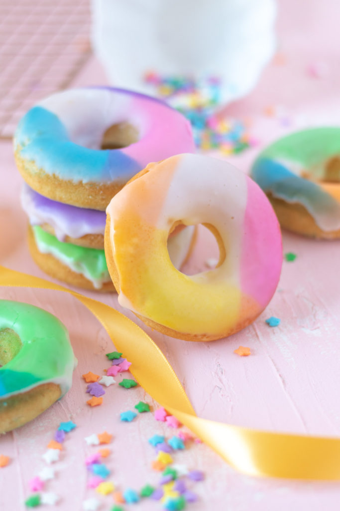 Easy Color Blocked Donuts | Club Crafted