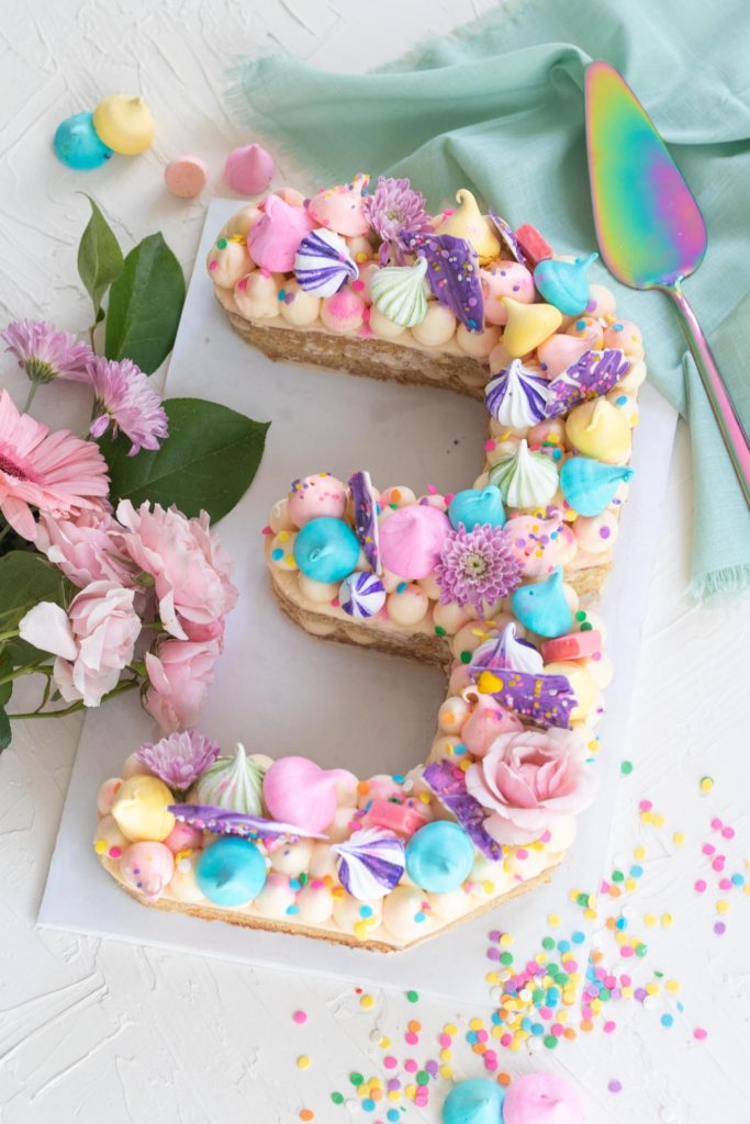The Easy Way to Make a Number Cake: Club Crafted Turns 3! | Club Crafted