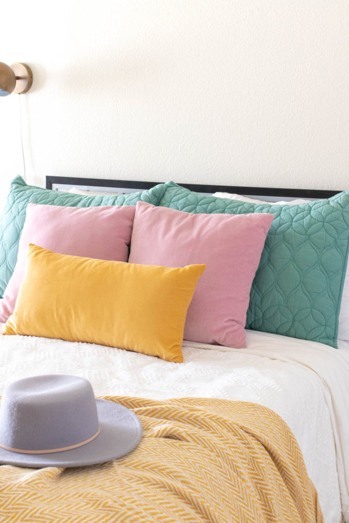 DIY Closet Door Makeover with Wallpaper + My Bedroom Refresh for Fall with Wayfair // How to use removable wallpaper for a rental-friendly closet door makeover that makes a statement! Plus, see how to update your bedroom for fall with small accents that make a big difference! #ad #homedecor #closetdoors #wallpaper #bedroom #falldecor #rentalfriendly #diydecor #roommakeover