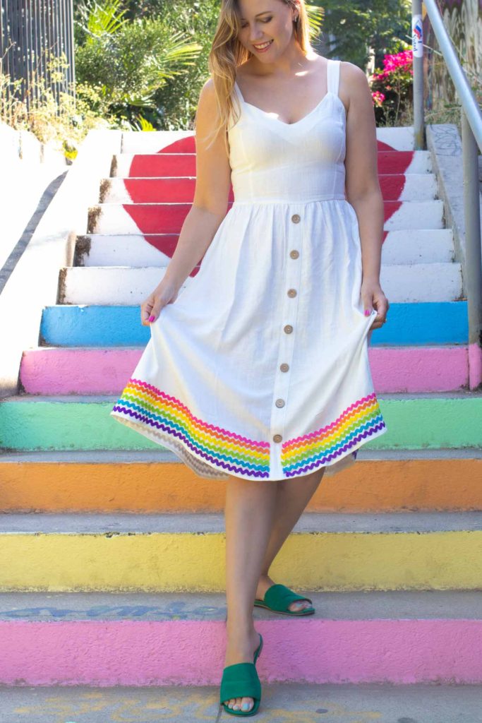 DIY Rainbow RickRack Dress // How to Sew RickRack // Learn the easy way to sew rick rack with this sewing tutorial to update a dress for summer with cute rainbow trim! #sewing #womensfashion #rickrack #howtosew #rainbow #fabricprojects #diyideas