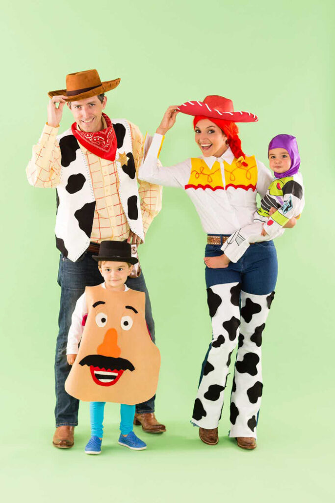 20 DIY 90s Toy Costumes for Halloween // Still need a Halloween costume? Try one of these nostalgic DIY 90s costumes based on childhood toys and games! #diycostume #halloween #diyhalloween #90s #adultcostumes #kidscostumes