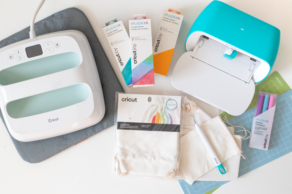 Cricut Joy supplies for making holiday gift packaging